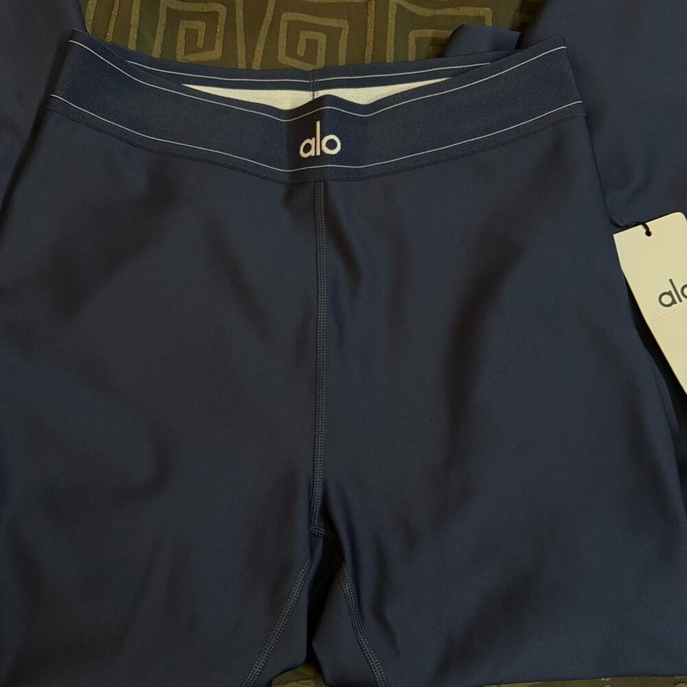 ALO Yoga Navy High-Waist Airlift Leggings bra suit up Navy large authentic NEW - Picture 3 of 11